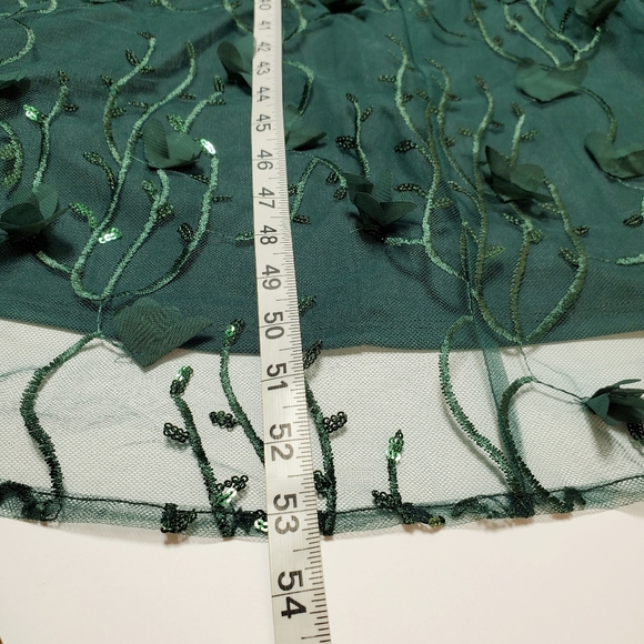 NWOT Elegant 3D Off-the-Shoulder Maxi Dress Sz 8 - Picture 13 of 13